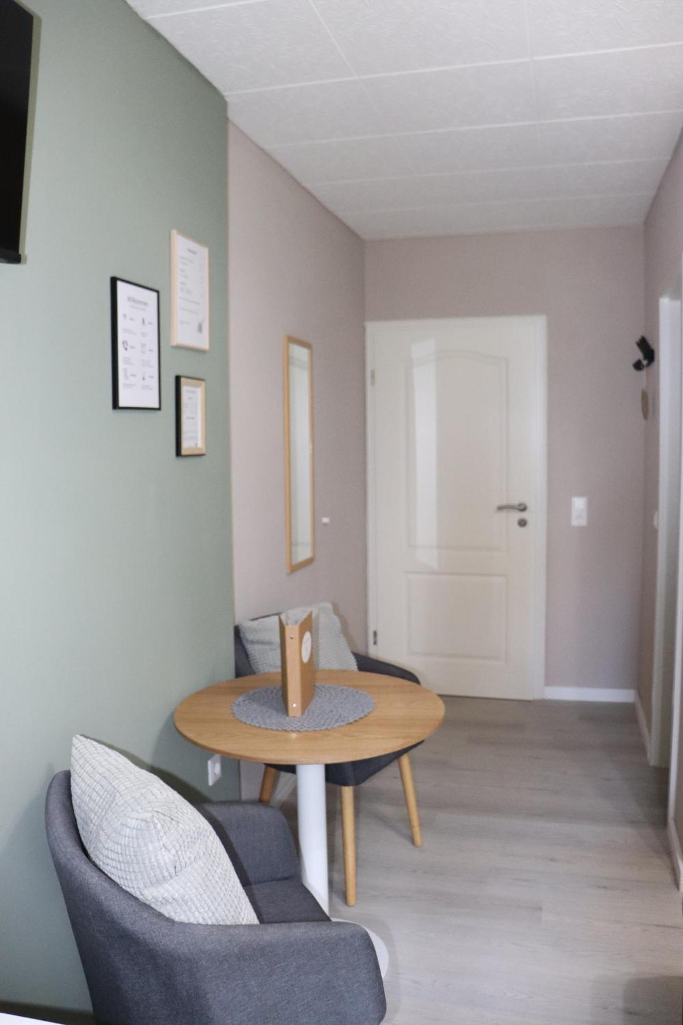 Pension Und Apartment Landhaus Fricke Calden Esterno foto