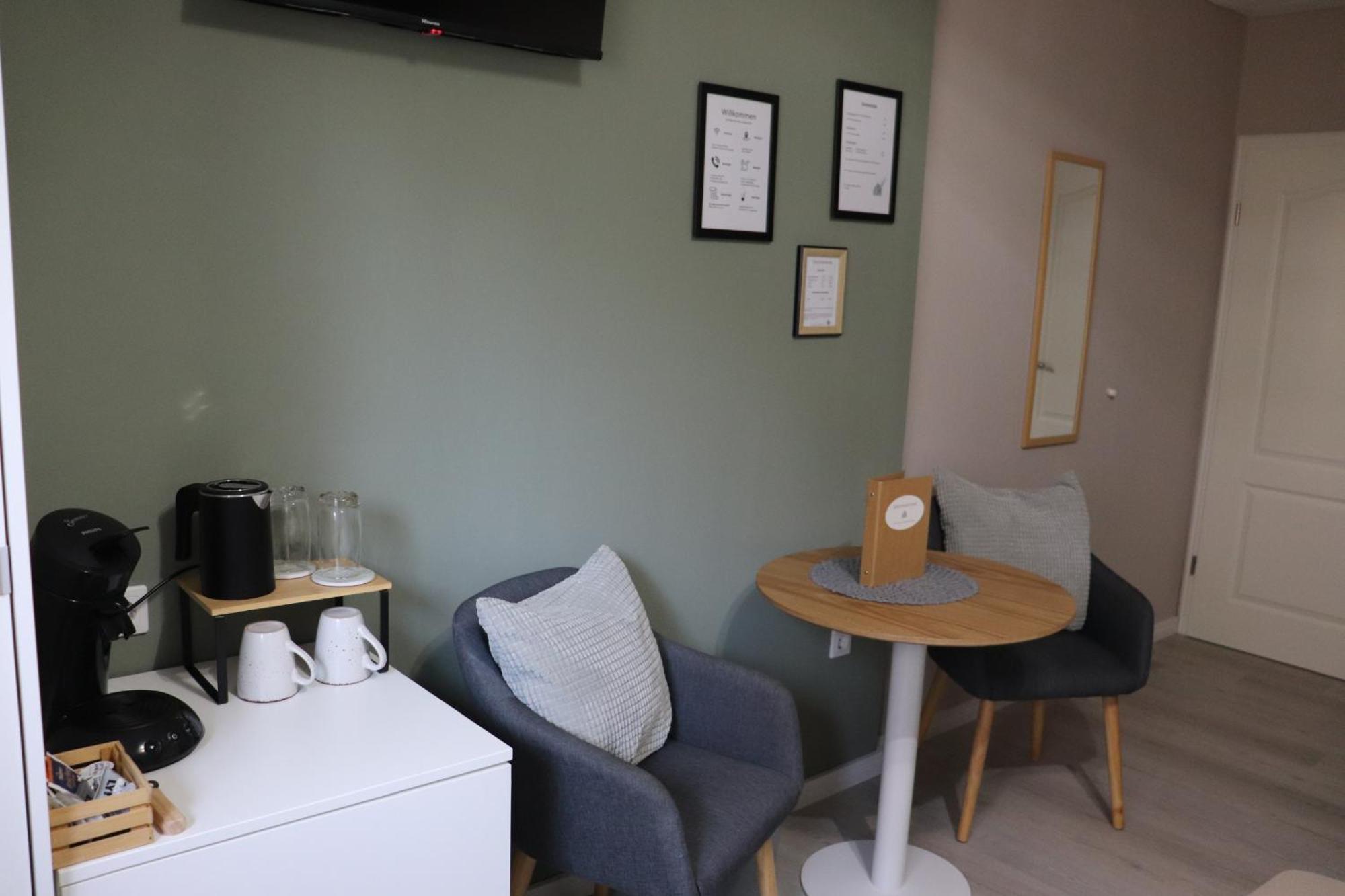 Pension Und Apartment Landhaus Fricke Calden Esterno foto